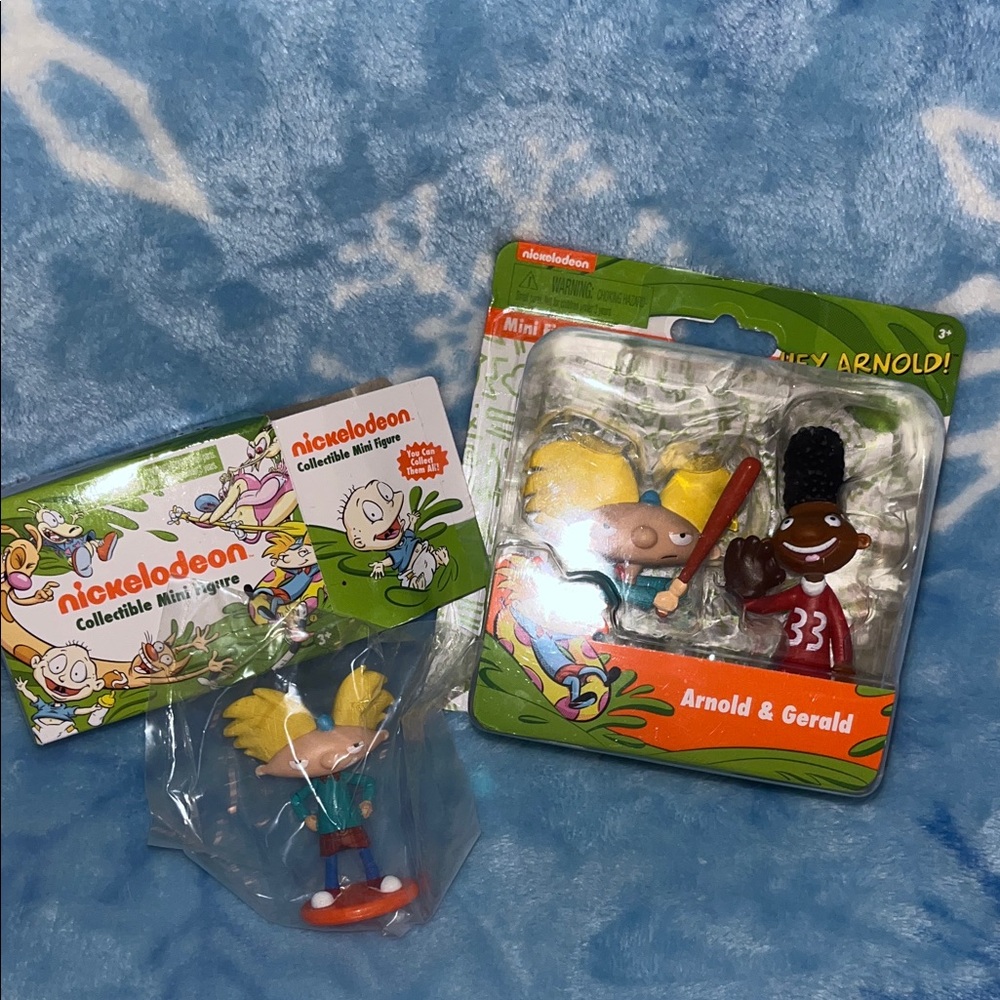 Nickelodeon Hey Arnold! Mini Figures and One Series 1 Mystery Arnold Figure